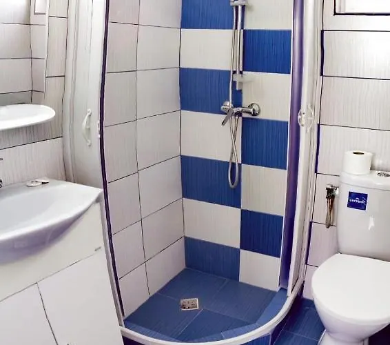 Δωμάτια σε οικογενειακή κατοικία Casa Georgeta 2 Mai-punct Gastronomic Local-arome Dobrogene *