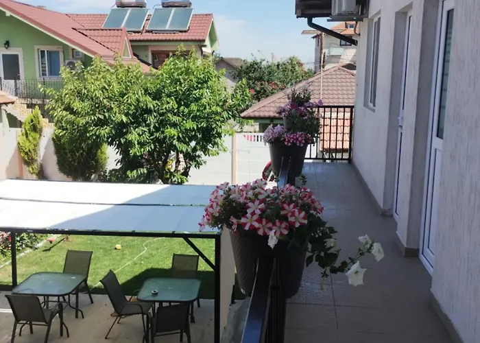 Casa Georgeta 2 Mai-punct Gastronomic Local-arome Dobrogene Δωμάτια σε οικογενειακή κατοικία *