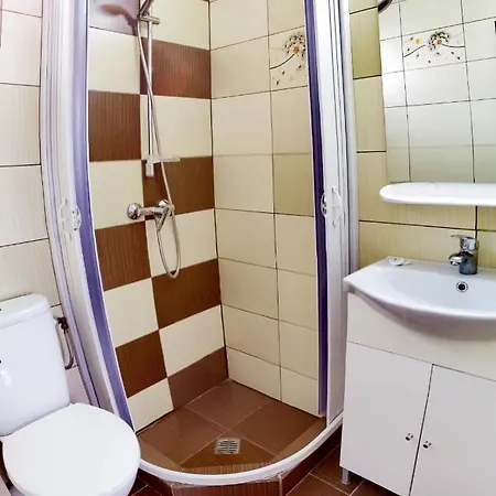 Casa Georgeta 2 Mai-punct Gastronomic Local-arome Dobrogene Rum i privatbostad