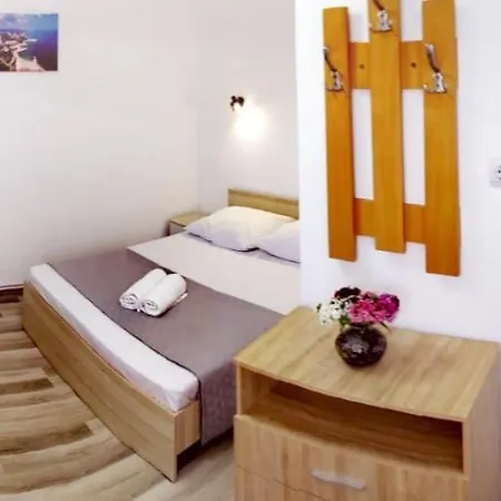 Casa Georgeta 2 Mai-punct Gastronomic Local-arome Dobrogene