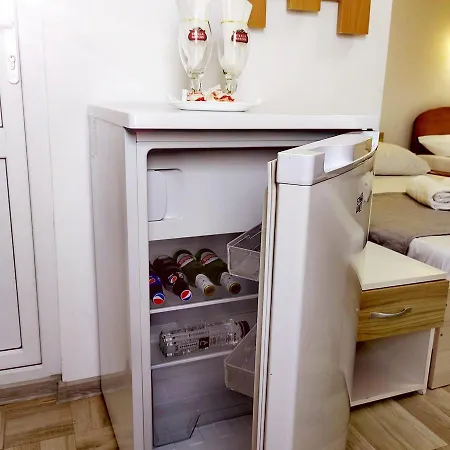 Casa Georgeta 2 Mai-punct Gastronomic Local-arome Dobrogene Rum i privatbostad Două Mai