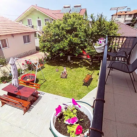 홈스테이 Casa Georgeta 2 Mai-punct Gastronomic Local-arome Dobrogene Două Mai